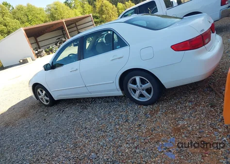 2005 Honda Accord 2.4 Ex from USA, damaged, VIN 1HGCM56825A159391